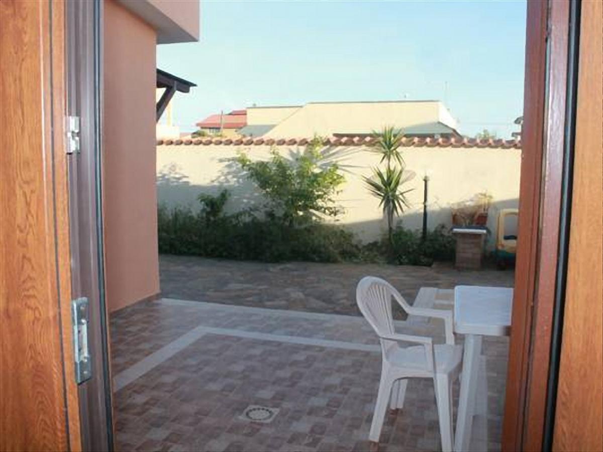 B&B Fiumicino Airport Resort Buitenkant foto